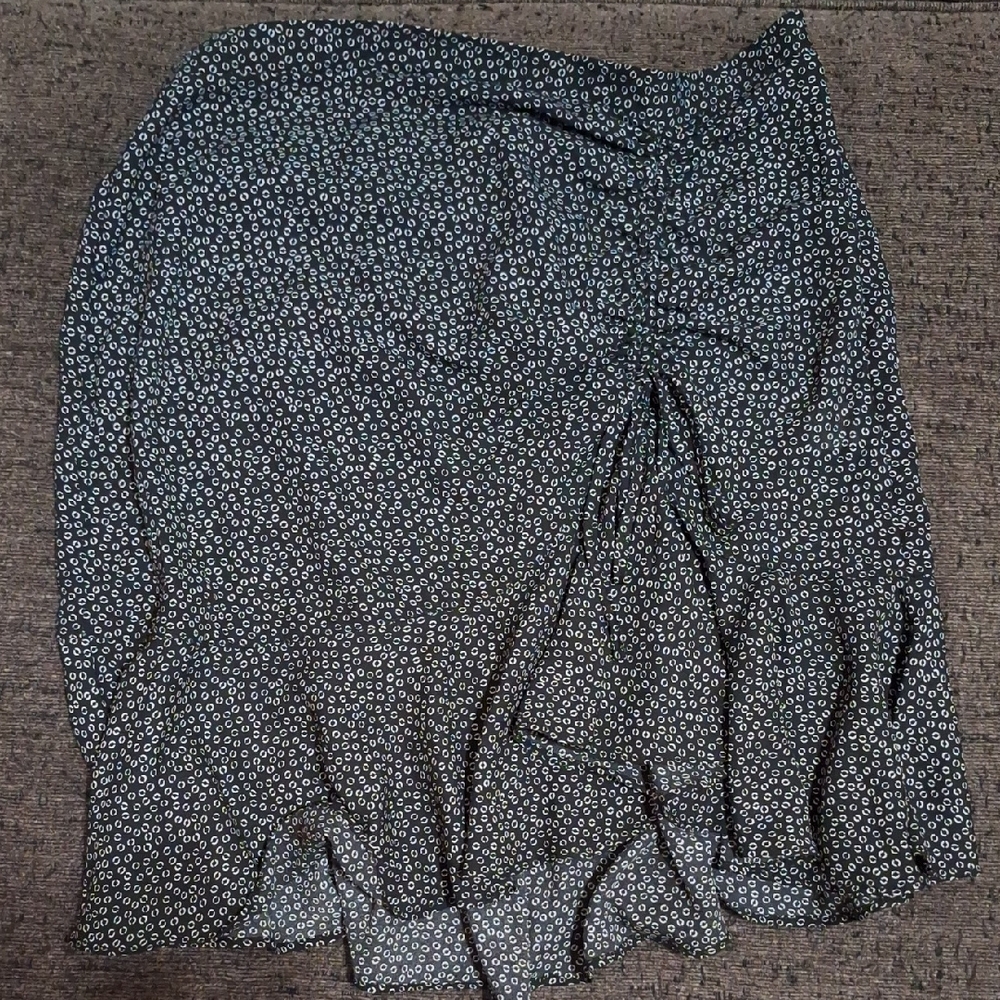 Max Studio Black Patterned Skater Skirt